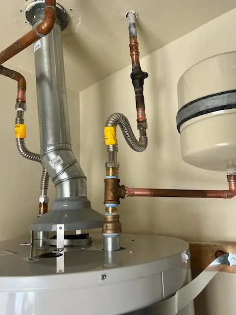 Water heater installation and plumbing repair in Deep Ellum